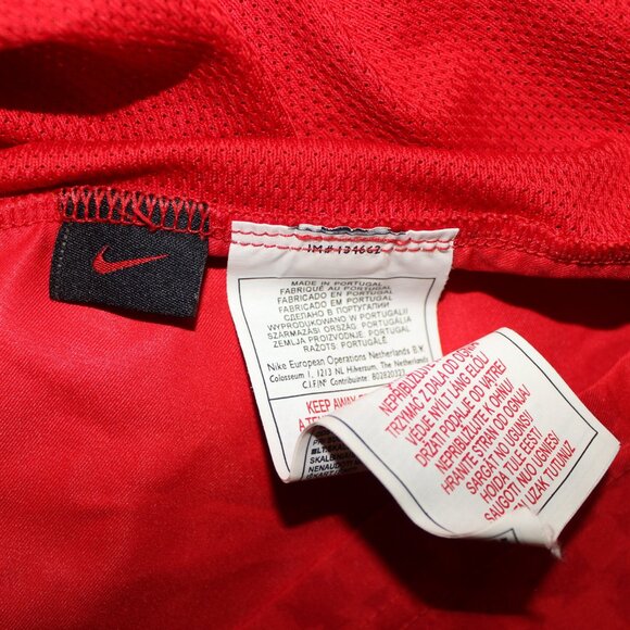 3/$118❤️mint Nike PORTUGAL 2004-05 home shirt soccer jersey Kids XL 164-176cm - Picture 6 of 9